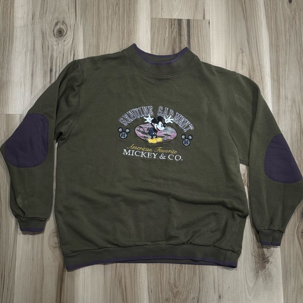 Disney Vintage 90’s Mickey and Co Green Crewneck Sweatshirt Men’s Medium